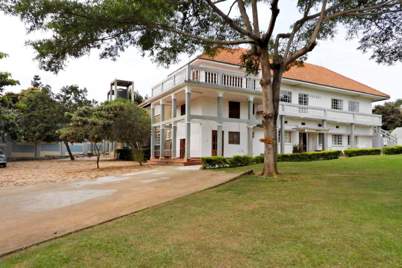 Skyway Hotel Entebbe Esterno foto