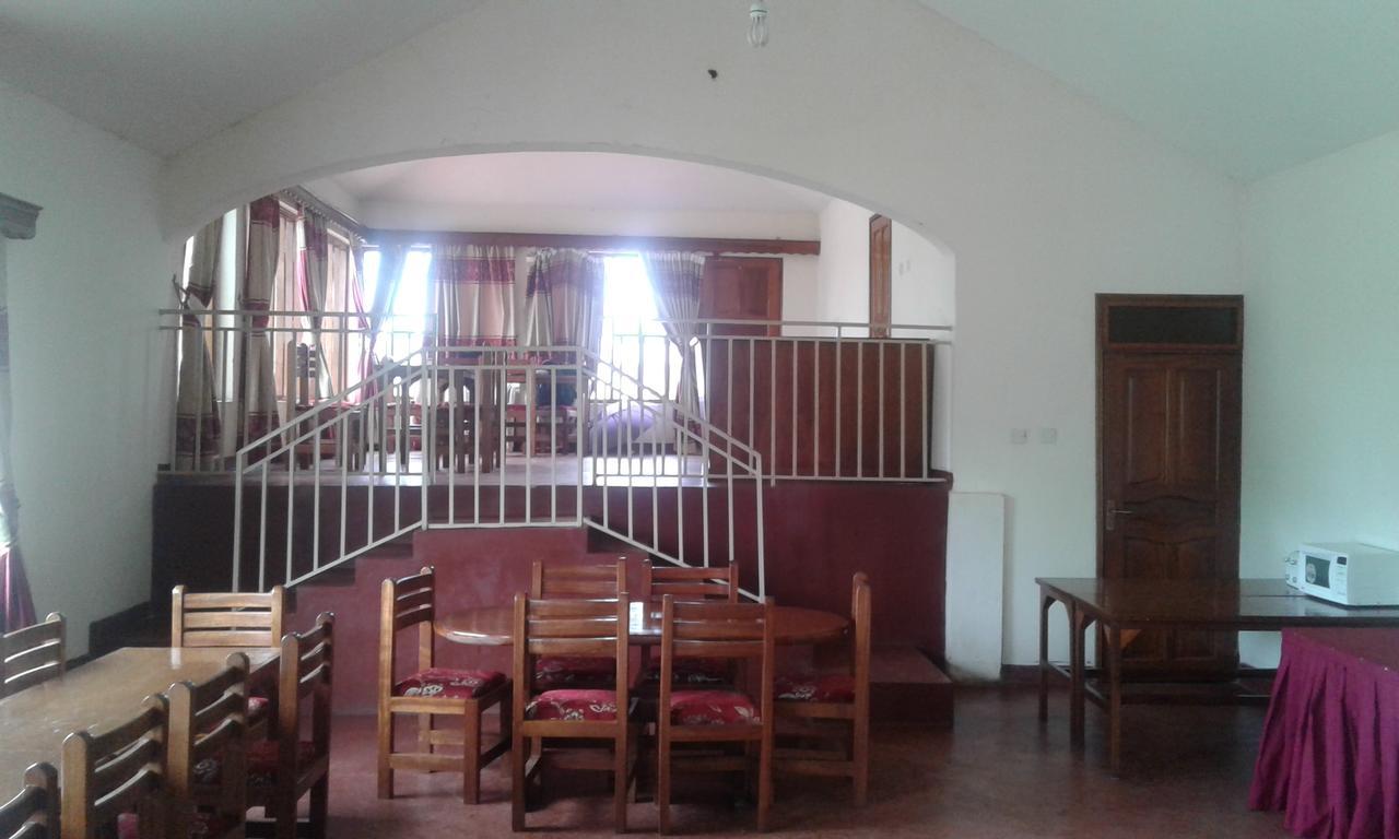 Skyway Hotel Entebbe Esterno foto