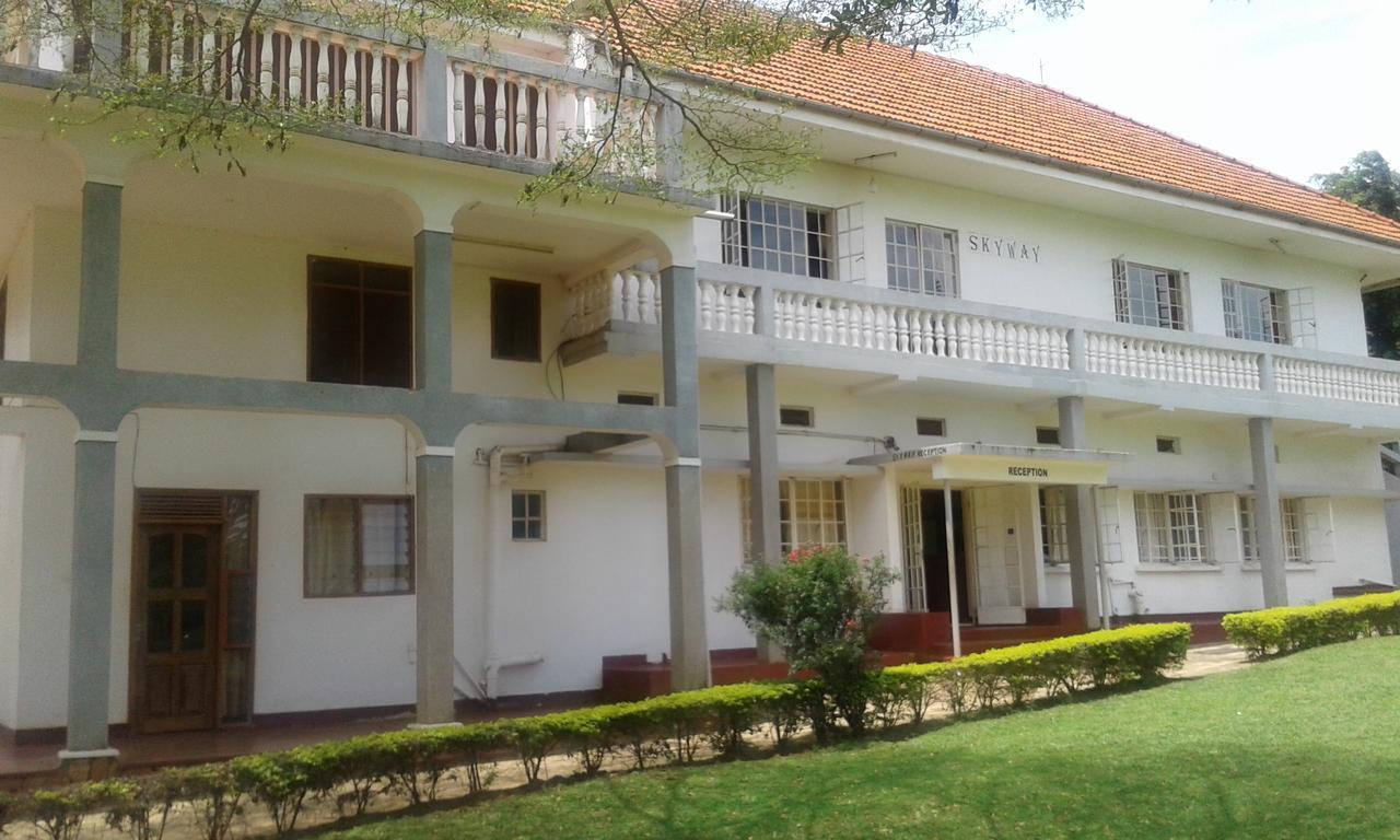 Skyway Hotel Entebbe Esterno foto