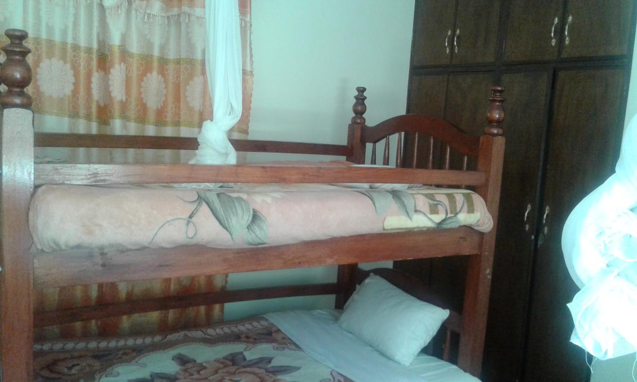 Skyway Hotel Entebbe Esterno foto