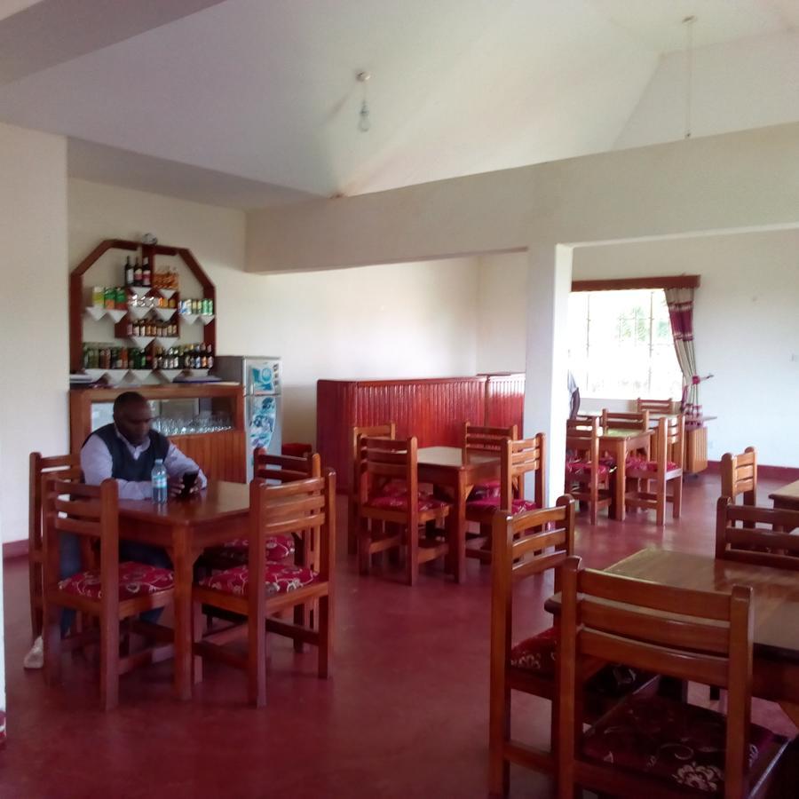 Skyway Hotel Entebbe Esterno foto