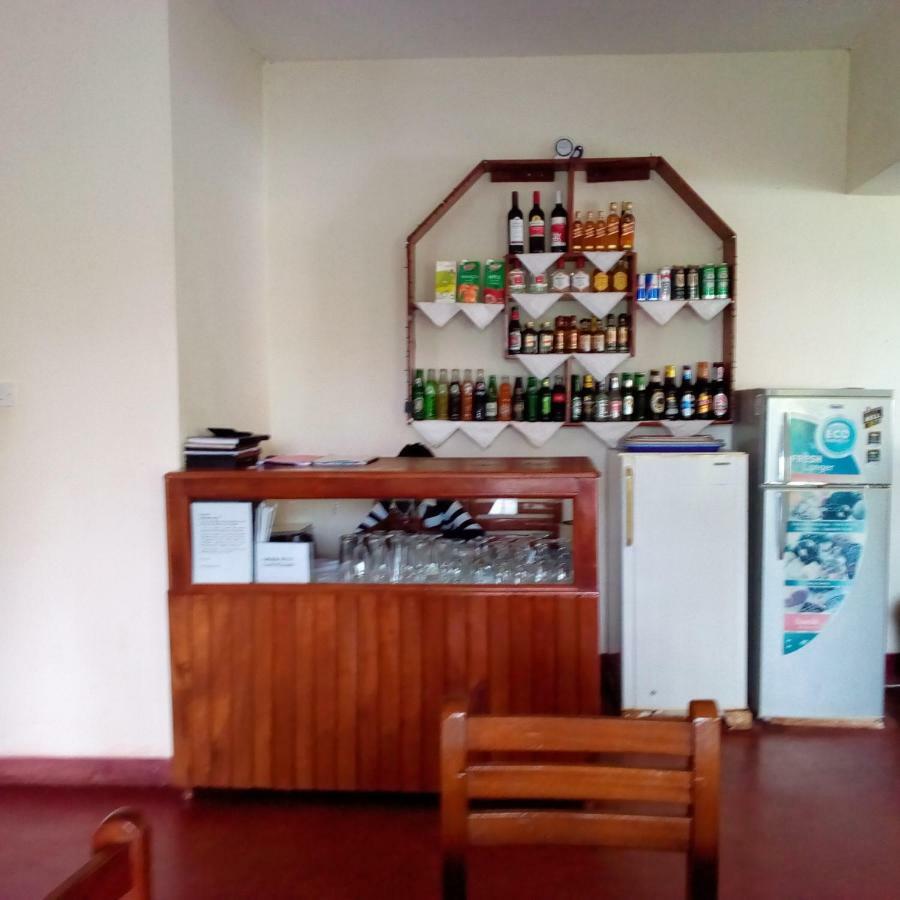 Skyway Hotel Entebbe Esterno foto